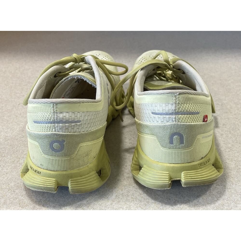 On Cloud Running Helion CloudTec Women’s Size 10 Neon Yellow Sneakers Shoes - Picture 3 of 12